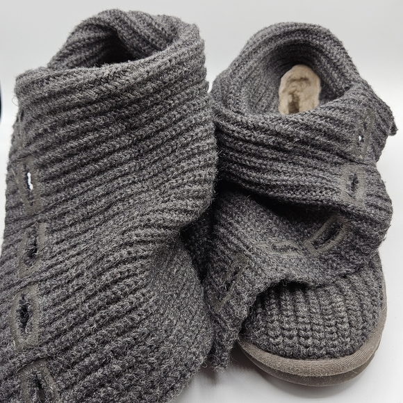 Ugg Australia 5 button 17.5" tall sweater style foldable boots size 9 - Picture 10 of 15